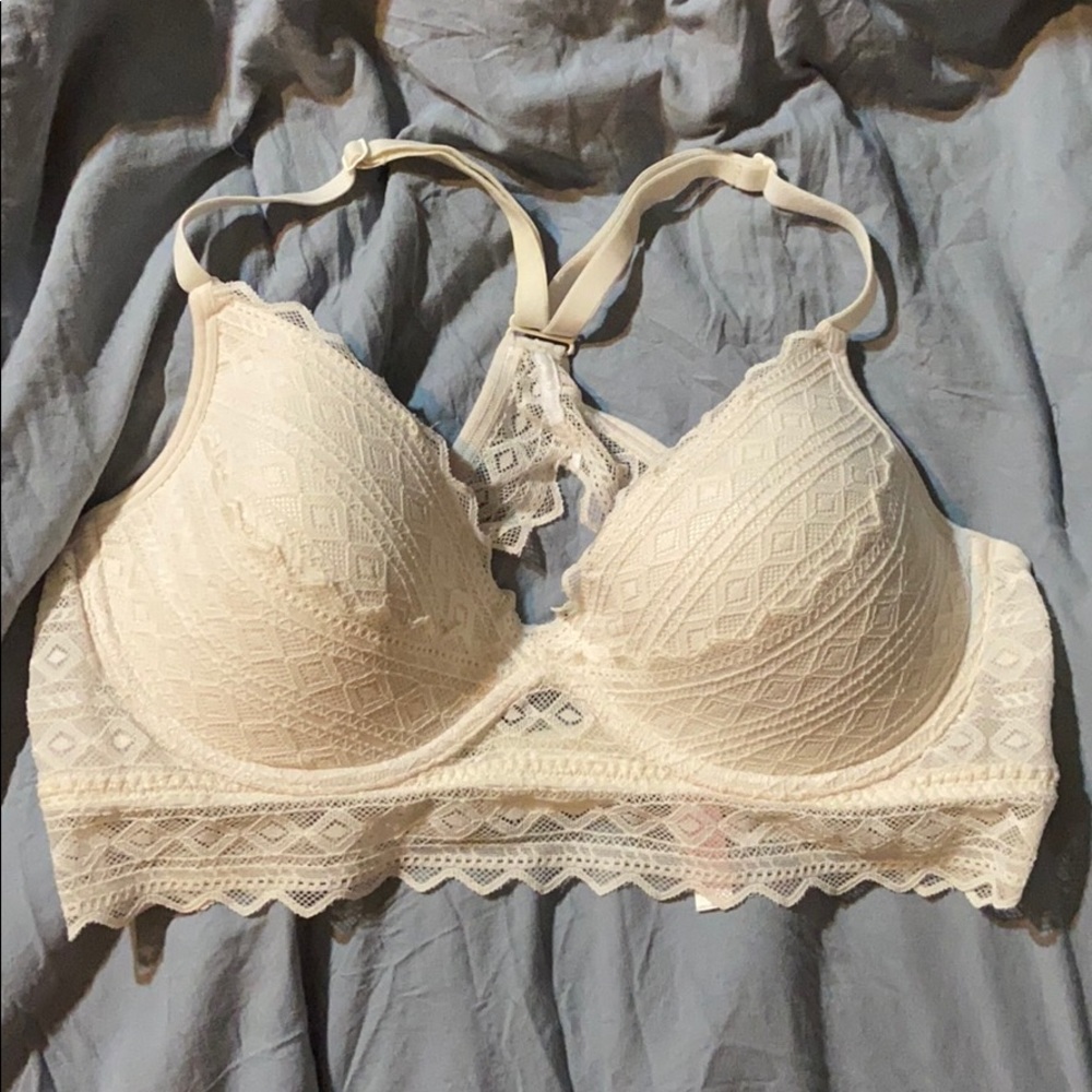 Victoria’s Secret Pink lace bralette